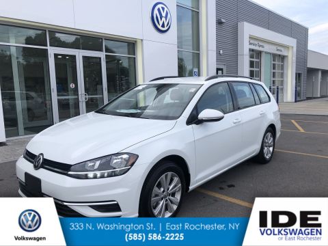 New 2019 Volkswagen Golf SportWagen S